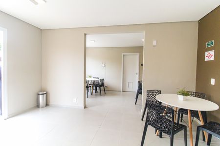 Apartamento para alugar com 32m², 2 quartos e sem vagaÁrea comum - Salão de festas