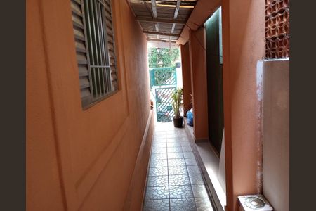 CORREDOR EXTERNO de casa à venda com 2 quartos, 91m² em Cipava, Osasco