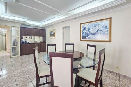 Apartamento para alugar com 160m², 3 quartos e 1 vaga