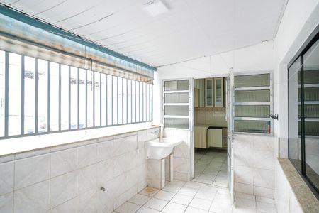 Apartamento para alugar com 120m², 2 quartos e 4 vagasÁrea de serviço