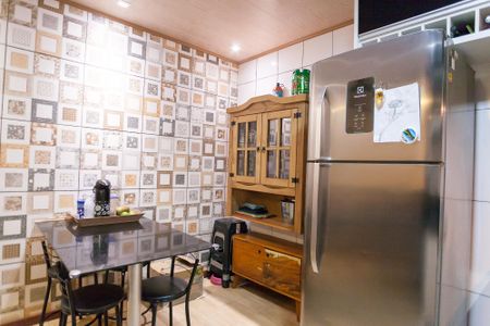 Casa à venda com 153m², 3 quartos e sem vaga Casa à venda com 153m², 3 quartos e sem vagaCozinha