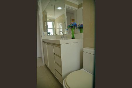 Apartamento à venda com 123m², 3 quartos e 2 vagasBanheiro Social 