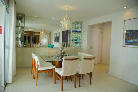 Apartamento à venda com 123m², 3 quartos e 2 vagasSala