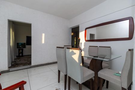 Apartamento para alugar com 72m², 2 quartos e sem vagaSala de Jantar