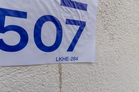 Apartamento para alugar com 72m², 2 quartos e sem vagaPlaca Quinto Andar LKHE-284
