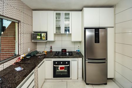 Apartamento para alugar com 72m², 2 quartos e sem vagaCozinha