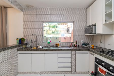 Apartamento para alugar com 72m², 2 quartos e sem vagaCozinha