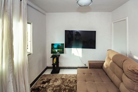 Sala de TV de apartamento para alugar com 2 quartos, 72m² em Evereste, Ribeirão das Neves