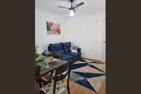 Sala de apartamento para alugar com 2 quartos, 48m² em Santa Cruz, Rio de Janeiro