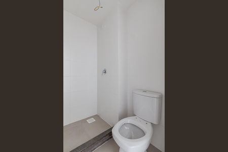 Banheiro de apartamento à venda com 1 quarto, 34m² em Farroupilha, Porto Alegre