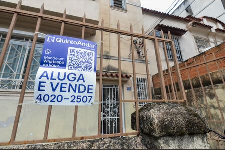 Apartamento para alugar com 97m², 2 quartos e 1 vaga Apartamento para alugar com 97m², 2 quartos e 1 vagaFachada