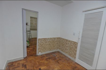 Apartamento para alugar com 97m², 2 quartos e 1 vaga Apartamento para alugar com 97m², 2 quartos e 1 vagaCloset da Suíte