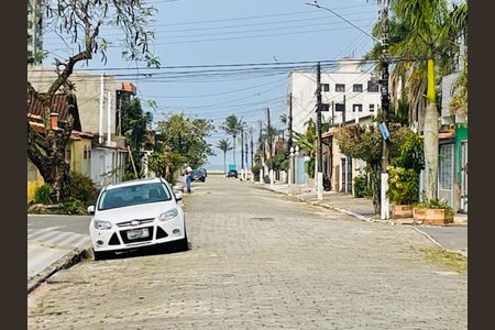 Casa para alugar com 250m², 2 quartos e 4 vagasRua do imóvel