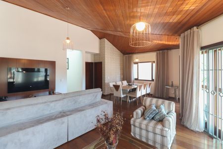 Sala de casa à venda com 4 quartos, 325m² em Jardim Guapira, São Paulo