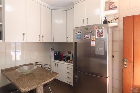 Casa à venda com 325m², 4 quartos e 4 vagas Casa à venda com 325m², 4 quartos e 4 vagasCozinha