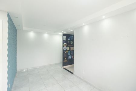 Sala de apartamento para alugar com 2 quartos, 44m² em Cosmos, Rio de Janeiro