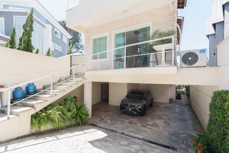 Casa de condomínio à venda com 311m², 5 quartos e sem vaga Casa de condomínio à venda com 311m², 5 quartos e sem vagaGaragem