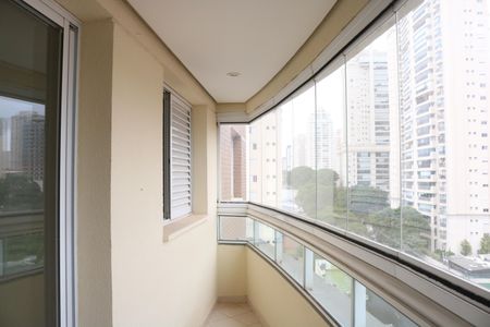 Apartamento para alugar com 84m², 3 quartos e 2 vagasVaranda