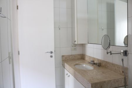 Apartamento para alugar com 84m², 3 quartos e 2 vagasBanheiro 1