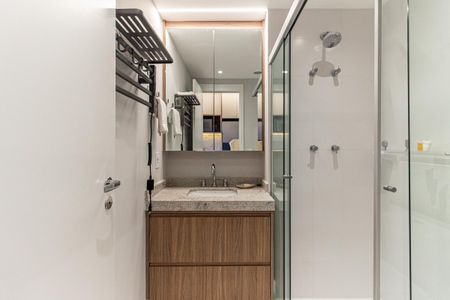 Studio para alugar com 35m², 1 quarto e sem vaga Studio para alugar com 35m², 1 quarto e sem vagaBanheiro