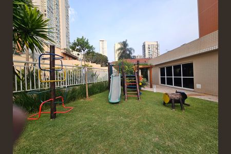 Apartamento à venda com 116m², 3 quartos e 4 vagasÁrea comum - Playground