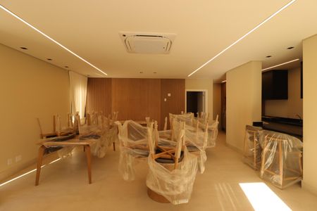 Apartamento à venda com 58m², 2 quartos e 1 vagaÁrea Comum - Salão de Festa