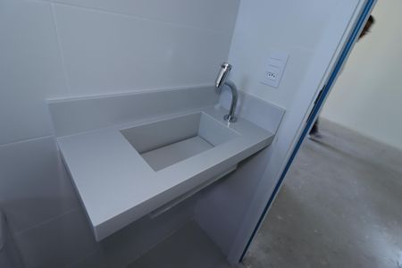 Apartamento à venda com 58m², 2 quartos e 1 vagaBanheiro Social - Pia