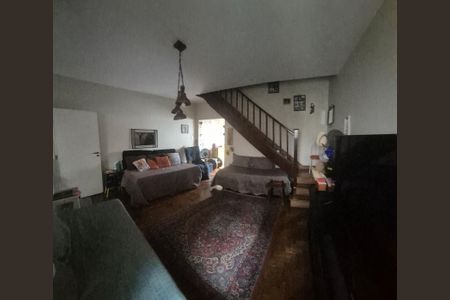 Sala de casa para alugar com 5 quartos, 145m² em Mirandópolis, São Paulo