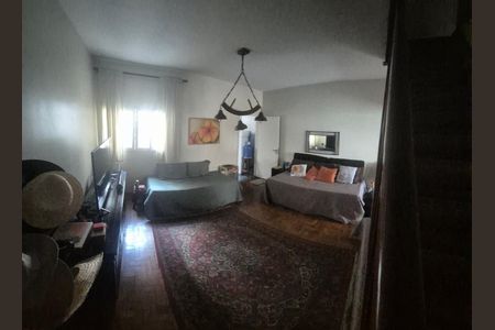 Sala de casa para alugar com 5 quartos, 145m² em Mirandópolis, São Paulo