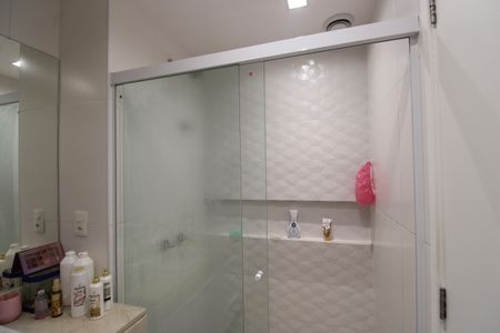 Apartamento à venda com 328m², 4 quartos e 2 vagasBanheiro da suíte 2