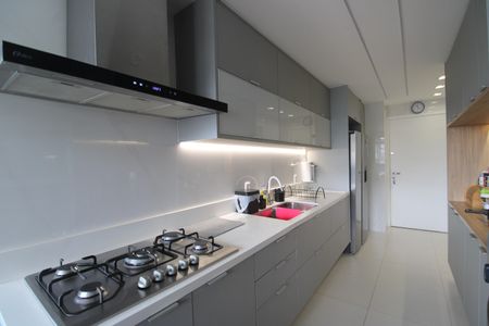 Apartamento à venda com 328m², 4 quartos e 2 vagasCozinha