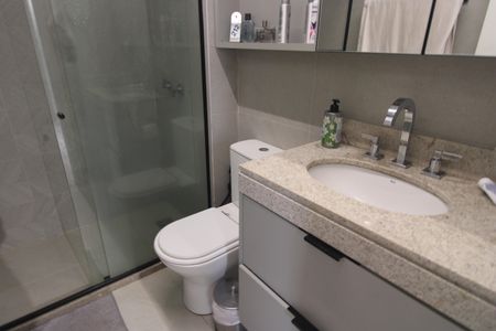 Apartamento à venda com 328m², 4 quartos e 2 vagasBanheiro da suíte 4