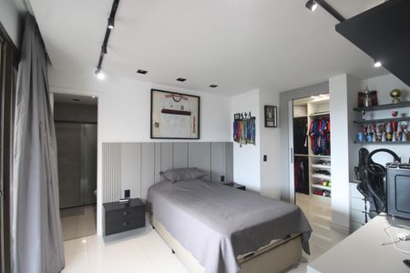 Apartamento à venda com 328m², 4 quartos e 2 vagasSuíte 4