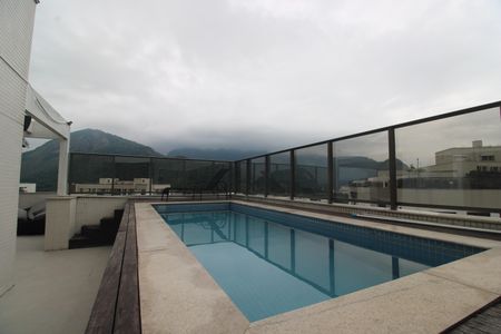 Apartamento à venda com 328m², 4 quartos e 2 vagasTerraço  - Piscina