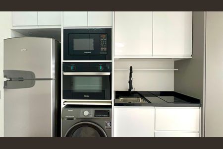 Studio para alugar com 25m², 1 quarto e sem vaga Studio para alugar com 25m², 1 quarto e sem vagaCozinha