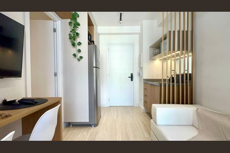 Sala de kitnet/studio para alugar com 1 quarto, 26m² em Pinheiros, São Paulo