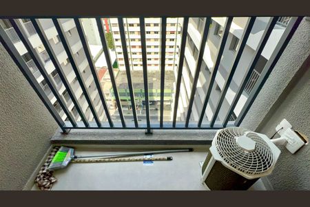 Studio para alugar com 26m², 1 quarto e sem vaga Studio para alugar com 26m², 1 quarto e sem vagaVaranda