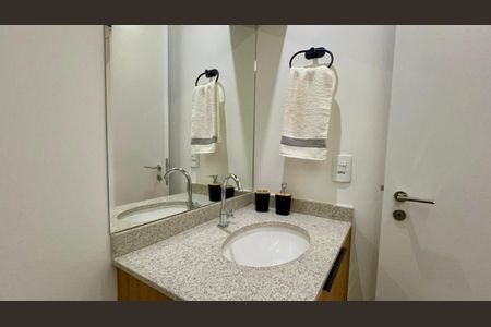 Studio para alugar com 26m², 1 quarto e sem vaga Studio para alugar com 26m², 1 quarto e sem vagaBanheiro da Suíte