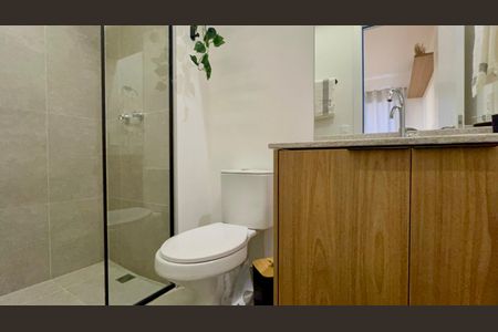Studio para alugar com 26m², 1 quarto e sem vaga Studio para alugar com 26m², 1 quarto e sem vagaBanheiro da Suíte