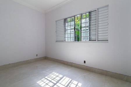 Casa à venda com 500m², 3 quartos e 10 vagas Casa à venda com 500m², 3 quartos e 10 vagasSuíte 1