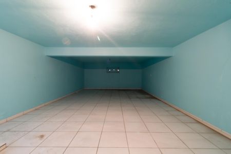 Garagem de casa à venda com 3 quartos, 500m² em Brooklin, São Paulo