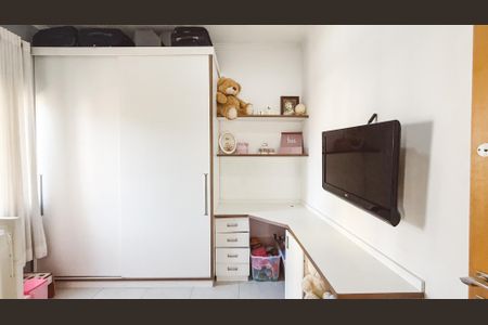 Casa à venda com 240m², 4 quartos e 4 vagasQuarto 2