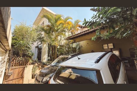 Casa à venda com 240m², 4 quartos e 4 vagasGaragem