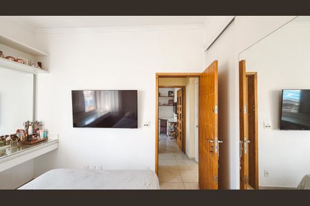 Casa à venda com 240m², 4 quartos e 4 vagasQuarto 1