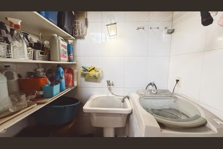 Casa à venda com 240m², 4 quartos e 4 vagasÁrea de Serviço