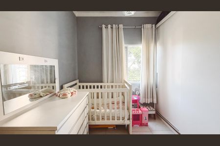 Casa à venda com 240m², 4 quartos e 4 vagasQuarto 2