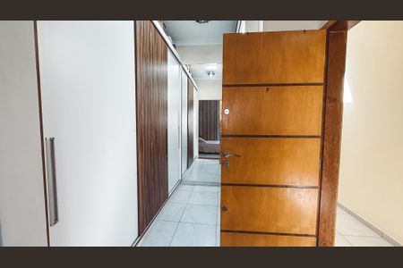 Casa à venda com 240m², 4 quartos e 4 vagasCloset da suíte 1
