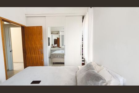 Casa à venda com 240m², 4 quartos e 4 vagasQuarto 1