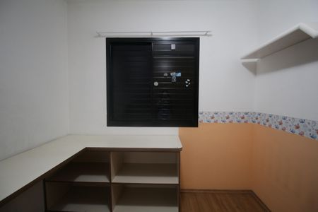 Apartamento para alugar com 76m², 3 quartos e 2 vagasQuarto 2