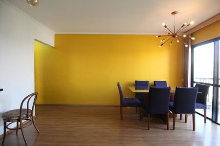 Apartamento para alugar com 76m², 3 quartos e 2 vagasSala